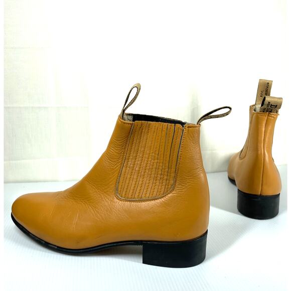 D'ALEX Leather Chelsea Boot Size 7 Western Cowboy Casual Pull On Fall - Picture 2 of 14